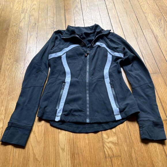 Lululemon Size 8 Black & Gray Long Sleeve Thumbholes Full Zip Luon Define Jacket - Picture 5 of 14